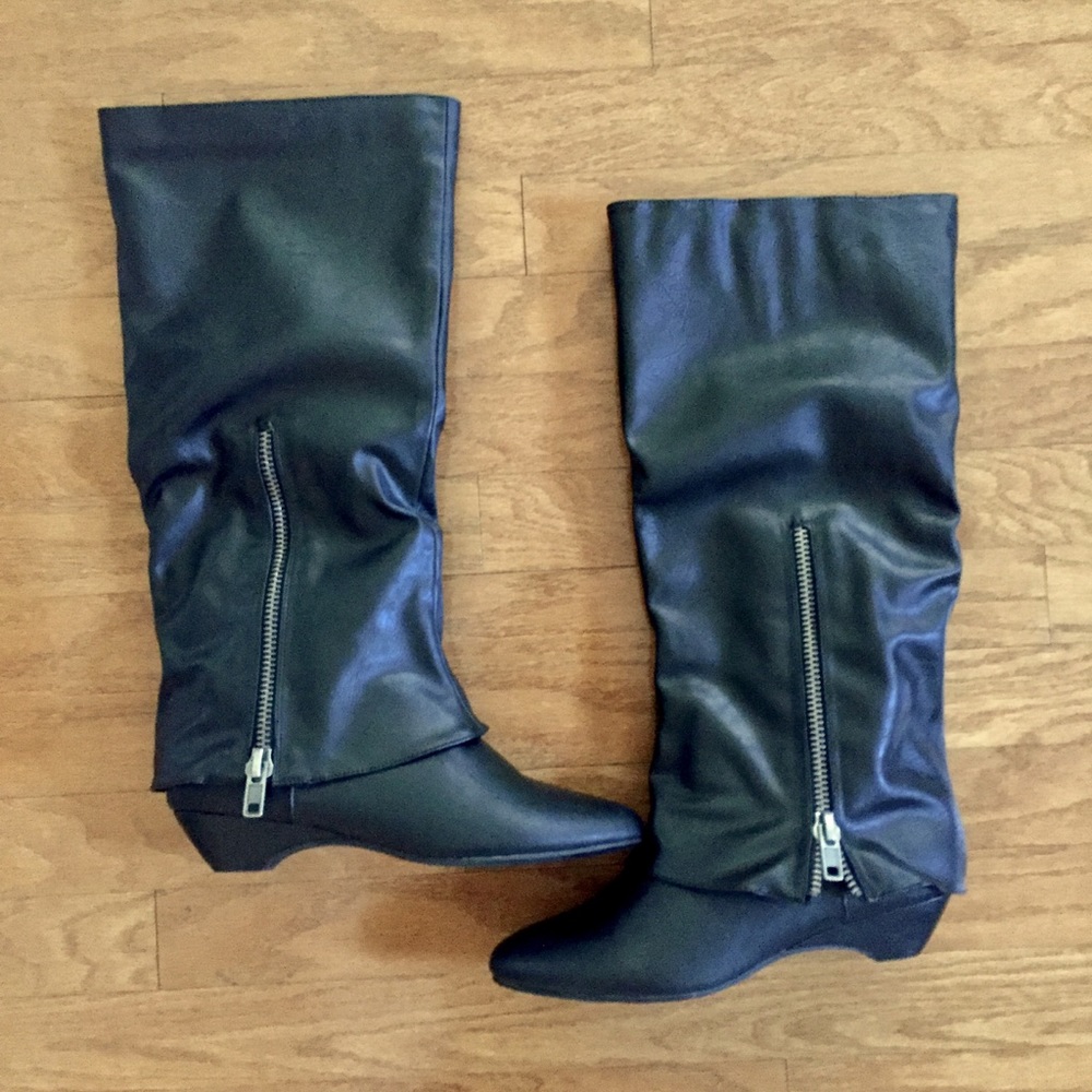 BNIB Madden Zippa Knee-High Black Boot